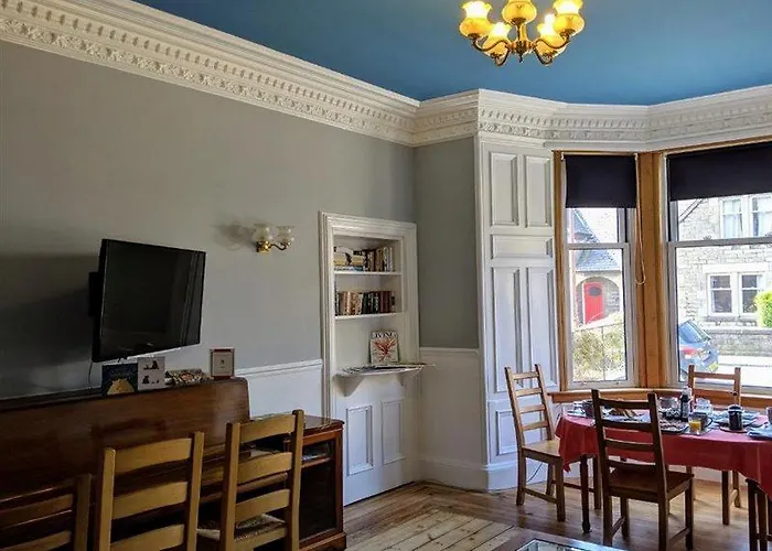 Falcon Crest 게스트하우스 에든버러