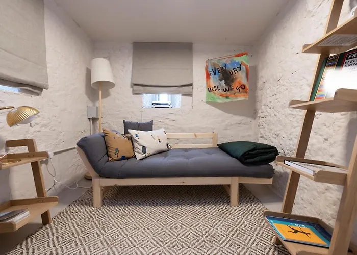 Joivy Observatory House & Vakantiehuis *