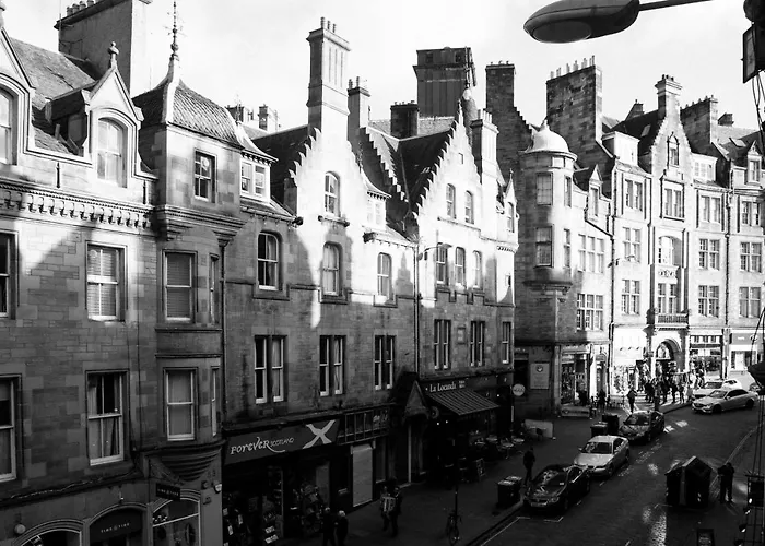 Hostel Backpackers - Over 18s Only *