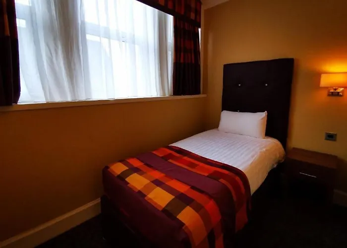 Отель Frederick House 4*