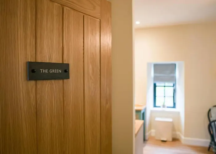 Stunning 1820s Stables Converted Edinburgh