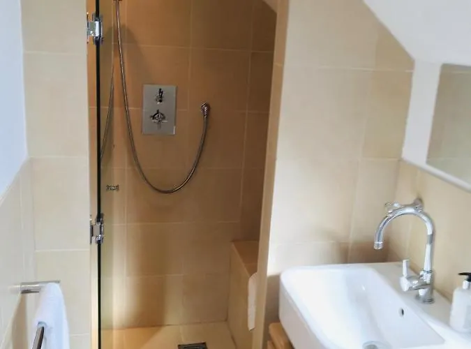 My-canning Street אדינבורו