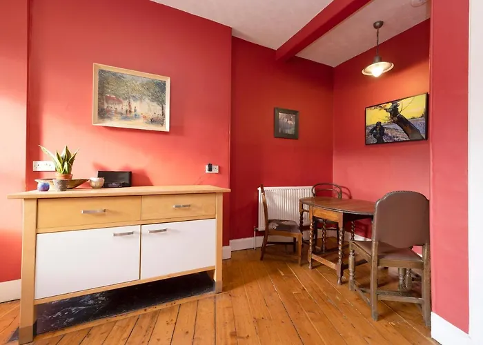 شقة Joivy Old Town 1-bed With Stunning Views إدنبرة