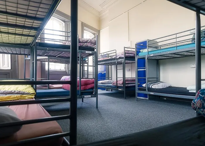 Princes Street Hostel *