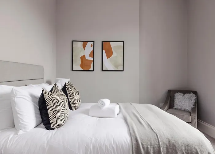 Joivy Luxurious On Notable George Street 爱丁堡