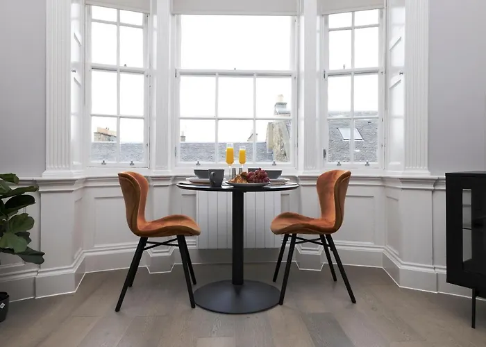 Joivy Modern In New Town, On Historic George Street Edynburg