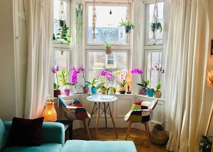 Cosy 2 Bedroom Flat In אדינבורו