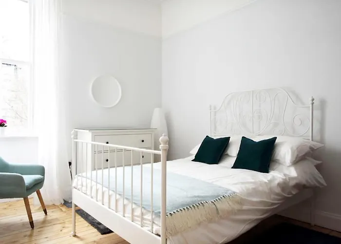 Stylish Centre - D Terrace Edinburgh