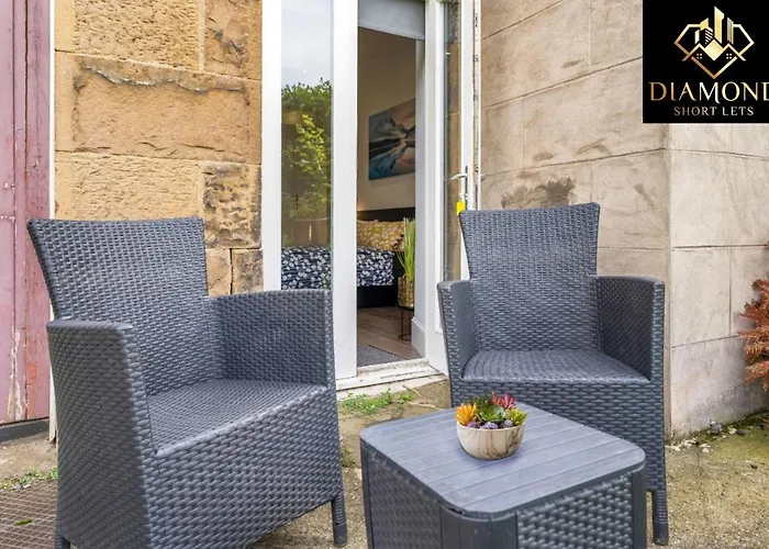 Spacious 1 Bed Ground Floor With Garden