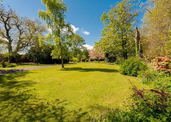 Holiday home Drylaw House, Grade A Listed Mansion Near Centre