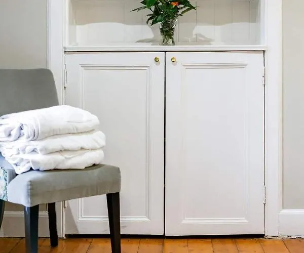 Holiday home Drylaw House, Grade A Listed Mansion Near Centre *