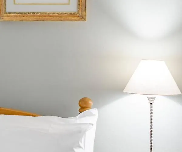 Holiday home Drylaw House, Grade A Listed Mansion Near Centre Edinburgh