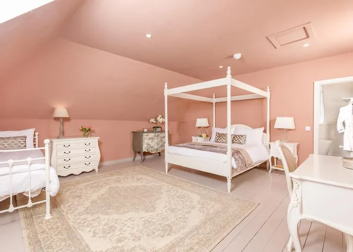 Drylaw House, Grade A Listed Mansion Near Centre Holiday home Edinburgh