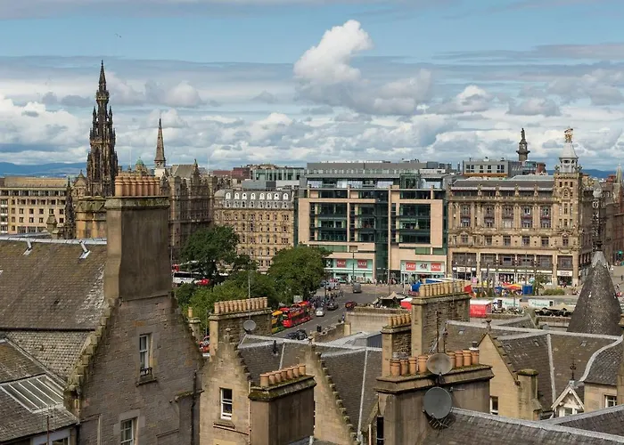 Stunning Panoramic Views: Heart Of The Royal Mile Apartmán *