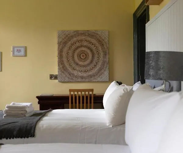 48 Gilmore Place Residences מלון אדינבורו