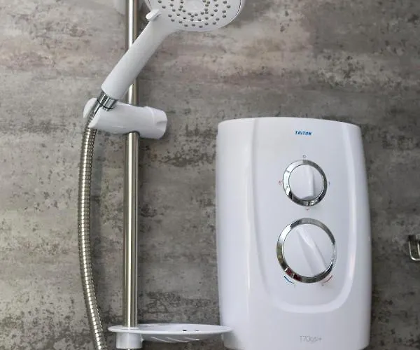 48 Gilmore Place Residences * אדינבורו