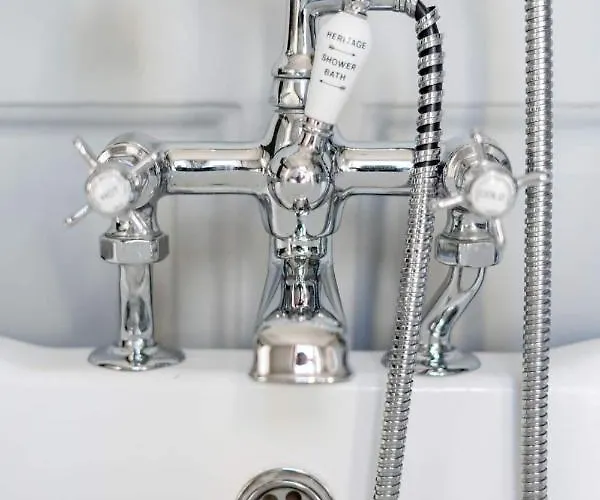 Drylaw House, Grade A Listed Mansion Near Centre Holiday home