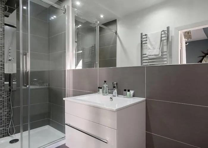 Holiday home Drylaw House, Grade A Listed Mansion Near Centre