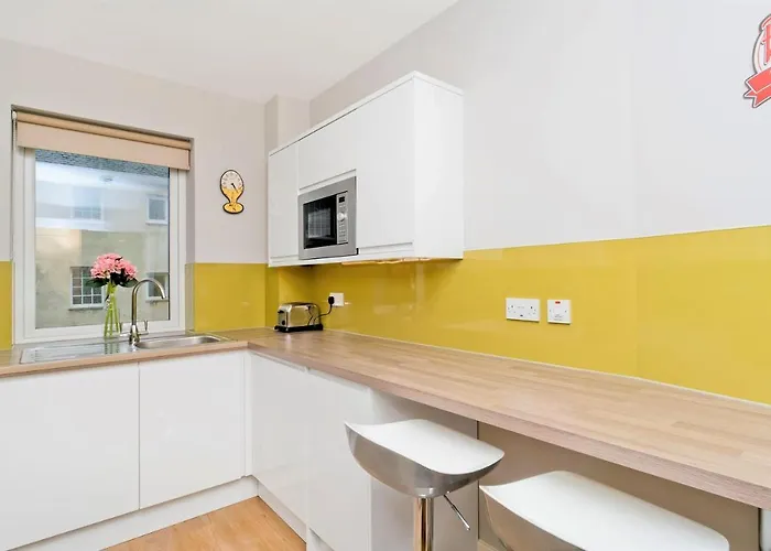 Charming Old Town 2 Bed Apt, 2mins From Royal Mile דירה *