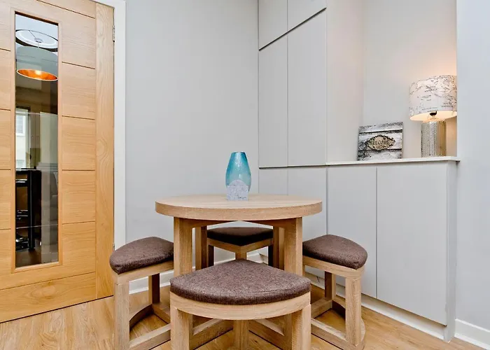 דירה Charming Old Town 2 Bed Apt, 2mins From Royal Mile