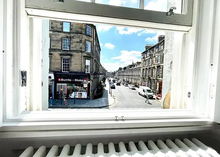 Gorgeous 2br & Bolt-hole شقة *