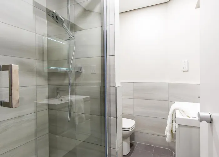 Modern Studio Next To Castle * Edinburgh