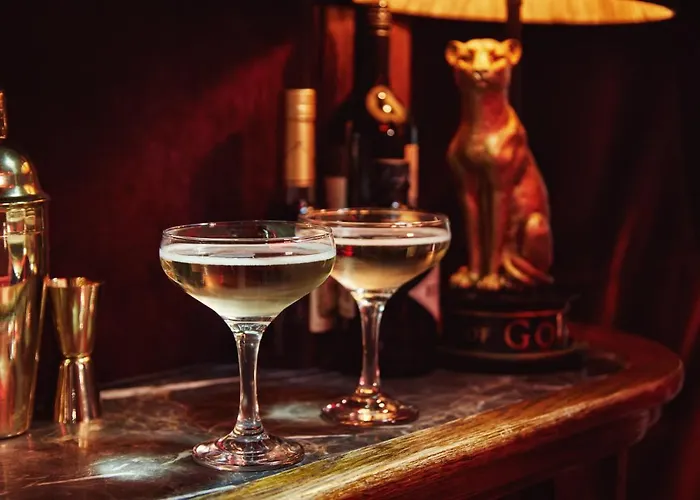 Hotel House Of Gods Royal Mile 4*