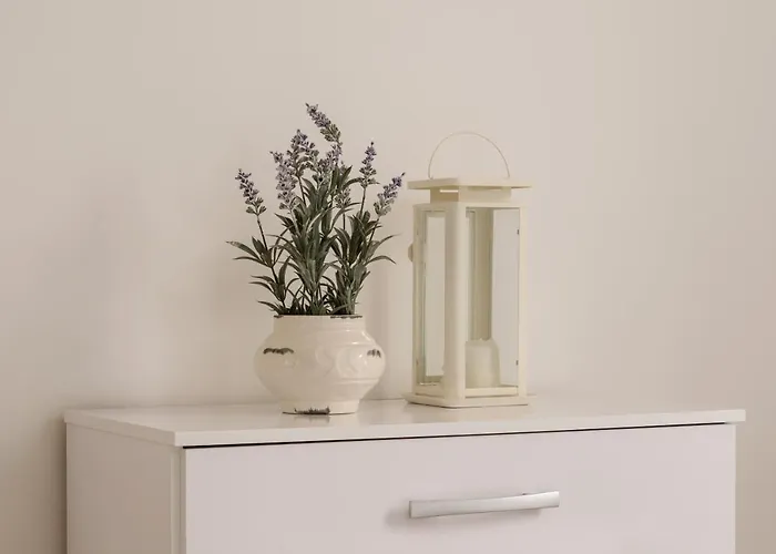 The London Road - 2br/1ba