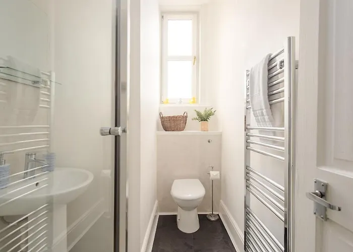 The London Road - 2br/1ba