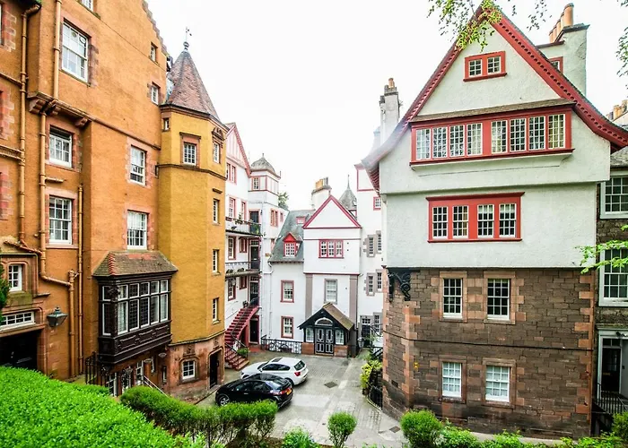 Apartment Famous House, 1 Minute From Castle *