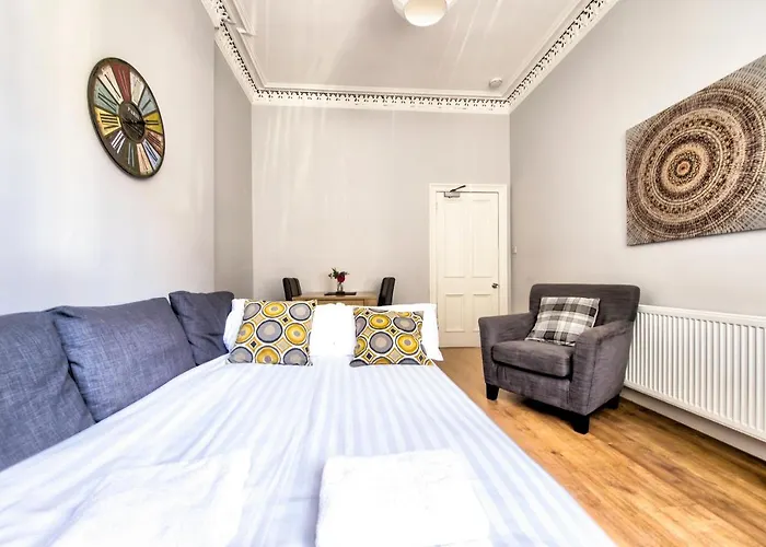 Modern Sleeps 6 Lejlighed