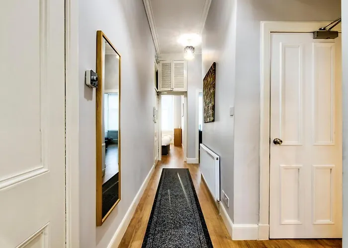 Lejlighed Modern Sleeps 6 *
