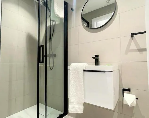 Luxury Reno'd 1 Bed Nr Bruntsfield & The Meadows אדינבורו