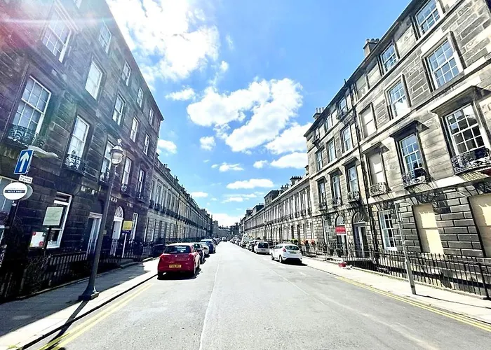 Gorgeous 2br & Bolt-hole *