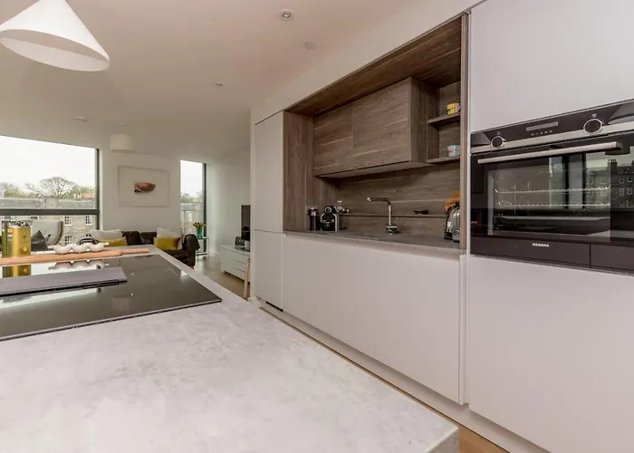 Apartment Designer Urban Apartment With City Terrace