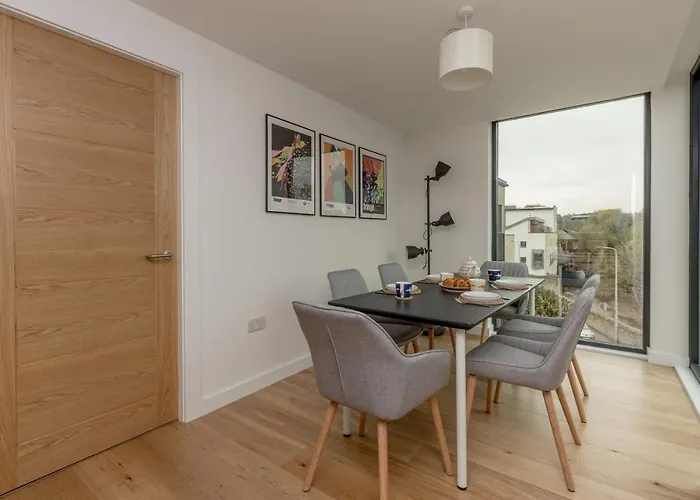 Apartment Designer Urban Apartment With City Terrace Edinburgh
