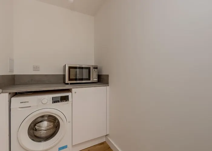 Apartment Designer Urban Apartment With City Terrace