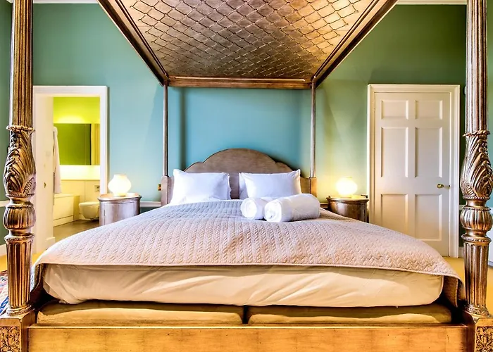 בית נופש Beautiful Centre Georgian 4 Bed Townhouse With Private Garden