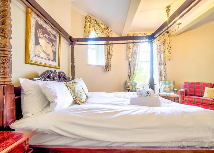 Apartment Famous House, 1 Minute From Castle *