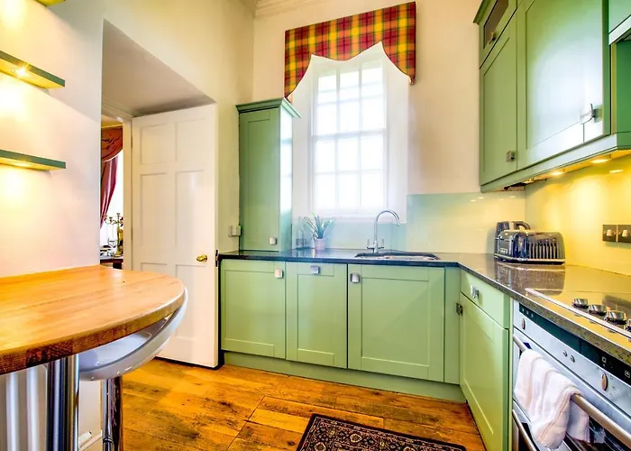 Apartment Famous House, 1 Minute From Castle *