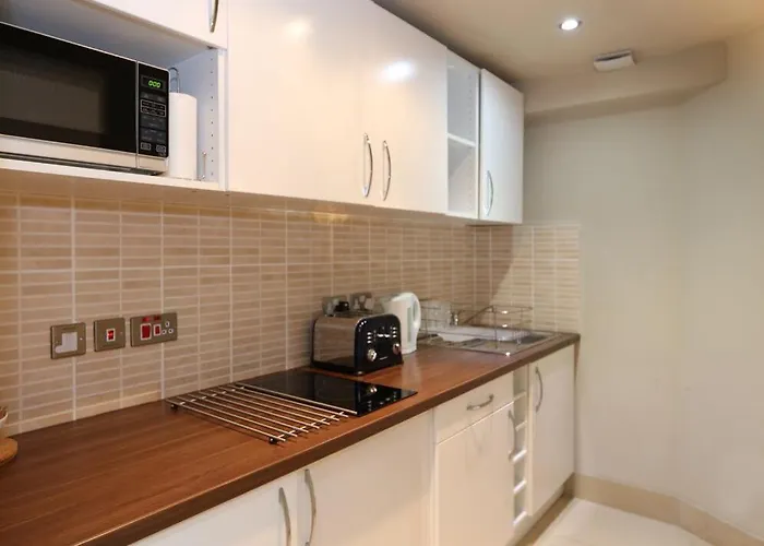 パーマーストン スイーツ 4*