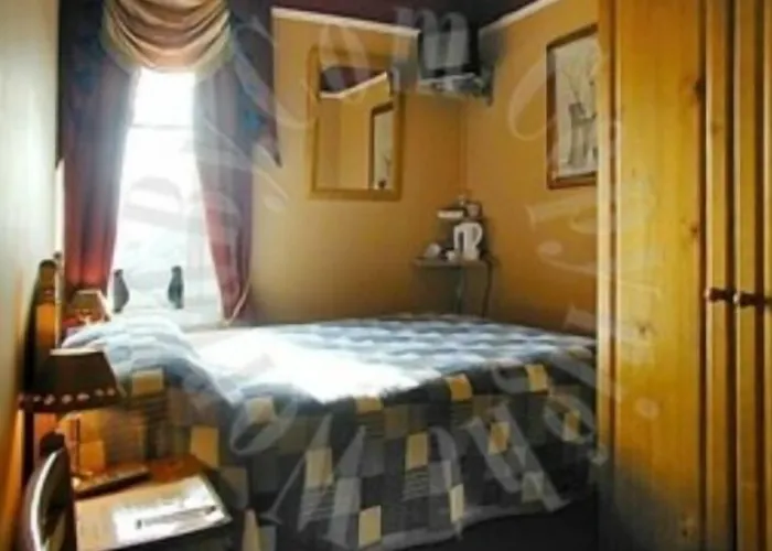 Twin Lions Edinburgh