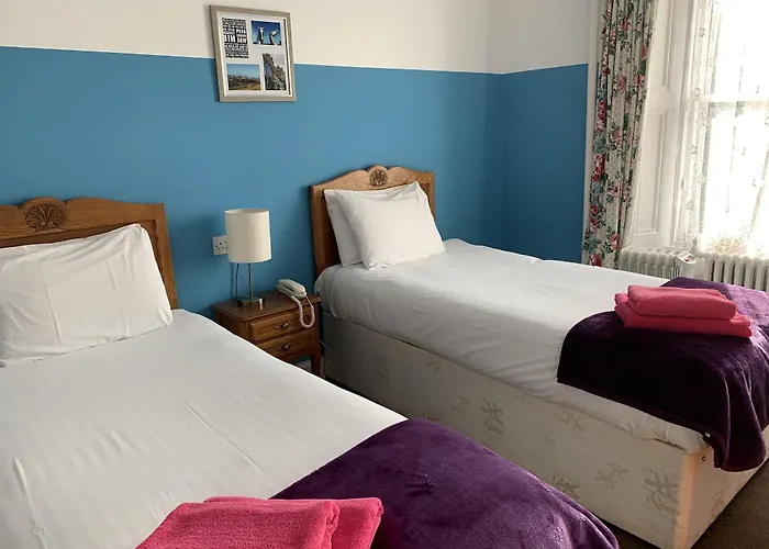 Eliza House 3*