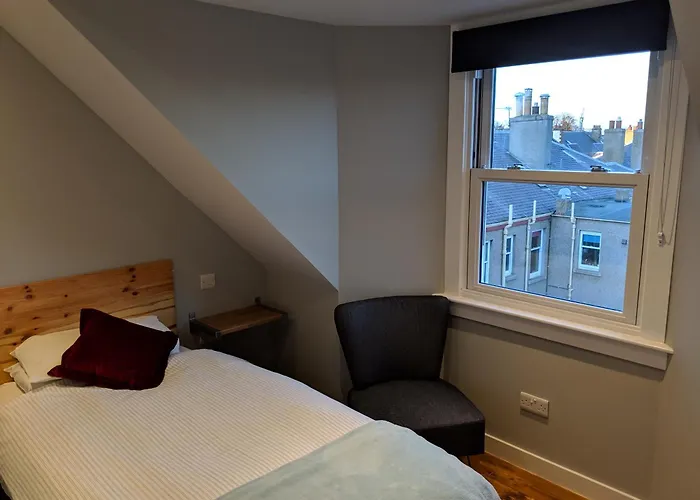 게스트하우스 Falcon Crest 3*