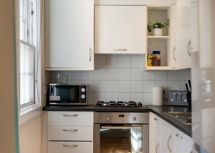 Lovely 3 Bed In