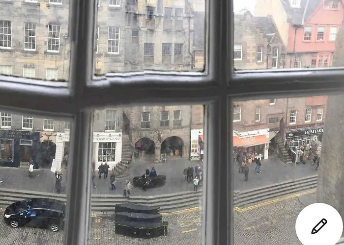 Old Town View إدنبرة