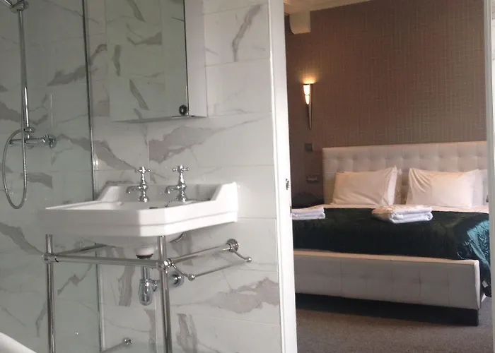 The Inverleith * Edinburg