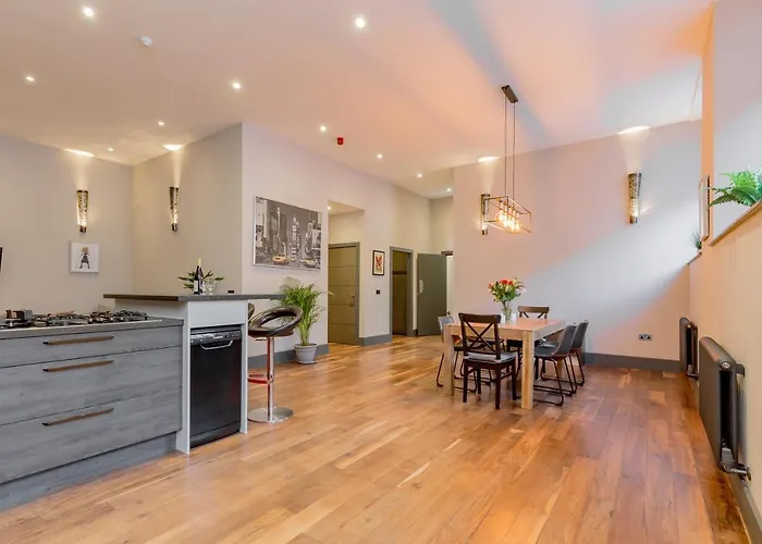Lejlighed Bohemian Luxury In The Heart Edinburghs Leith District