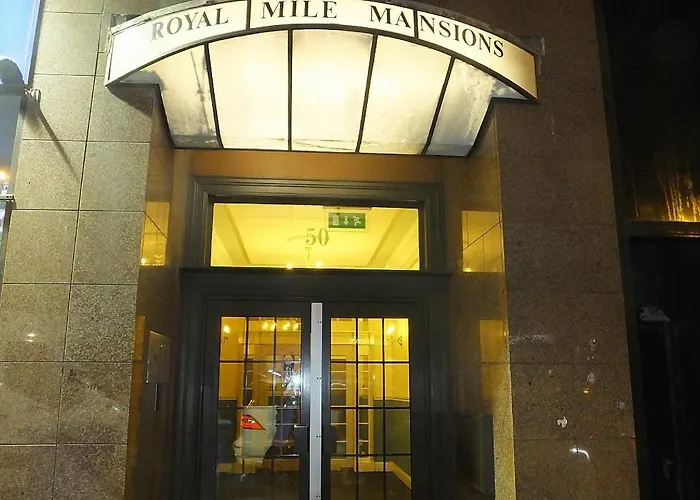 Royal Mile Mansions 2 Bedroom - Centre * 爱丁堡