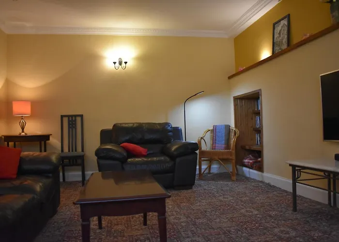 West End * Edinburgh